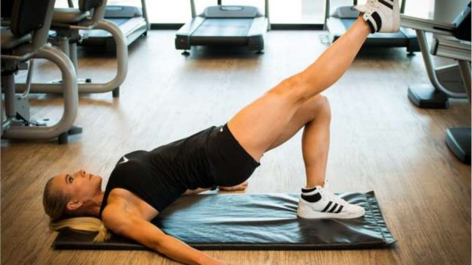 Single leg glute bridge with the other leg straight